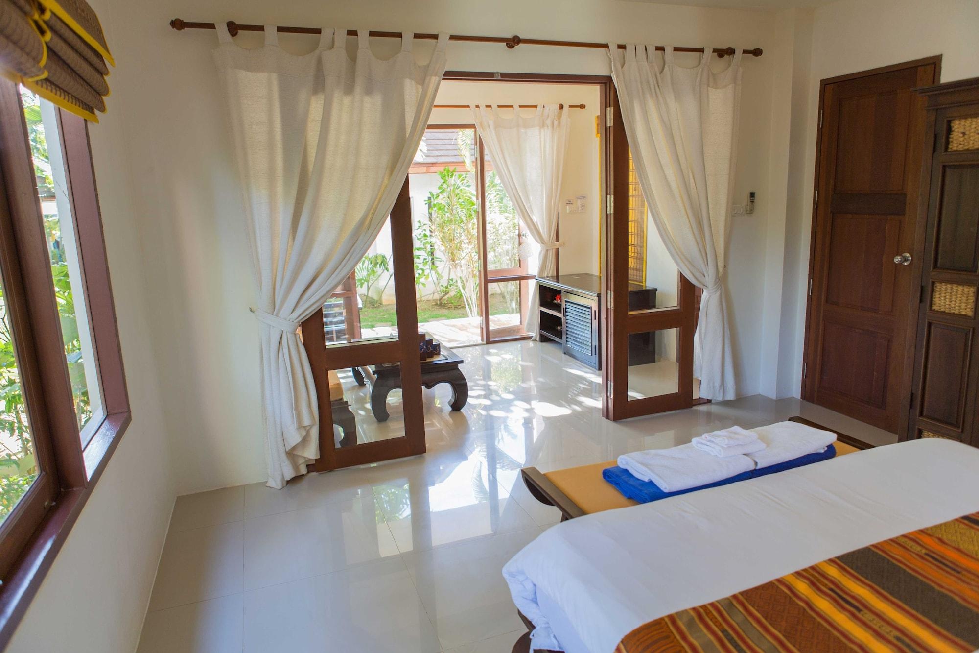 Easy Time Resort Laem Sai Beach 외부 사진