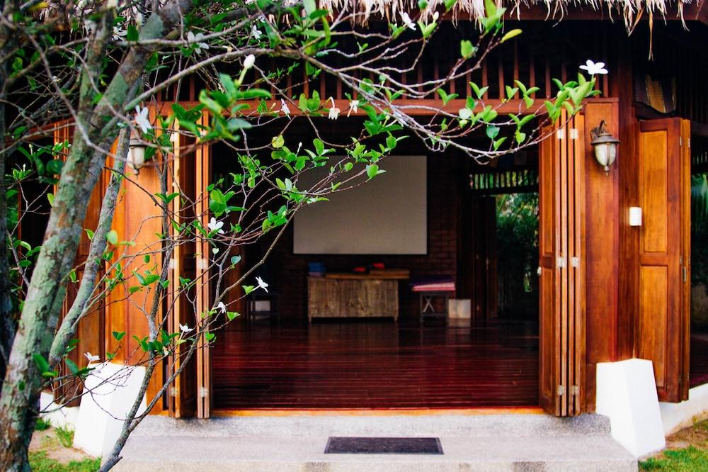 Easy Time Resort Laem Sai Beach 외부 사진