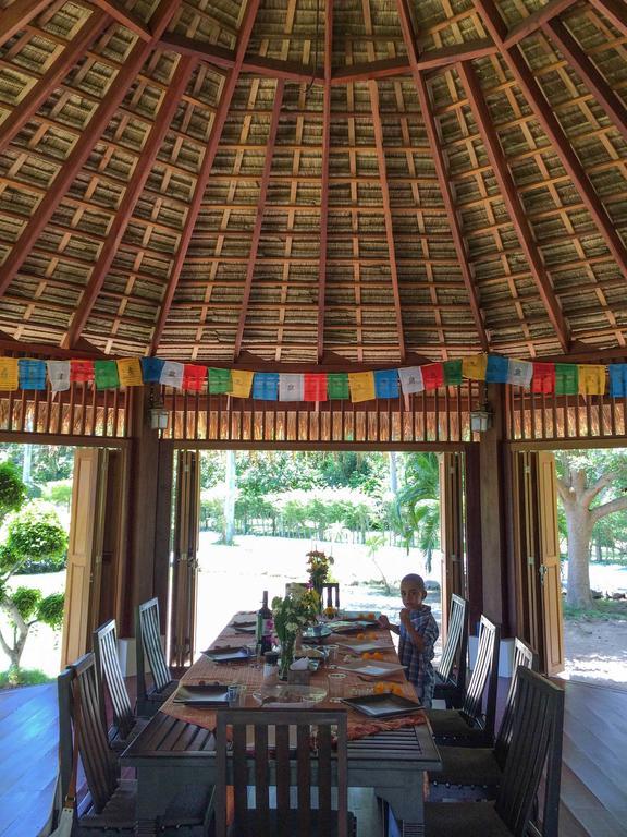 Easy Time Resort Laem Sai Beach 외부 사진