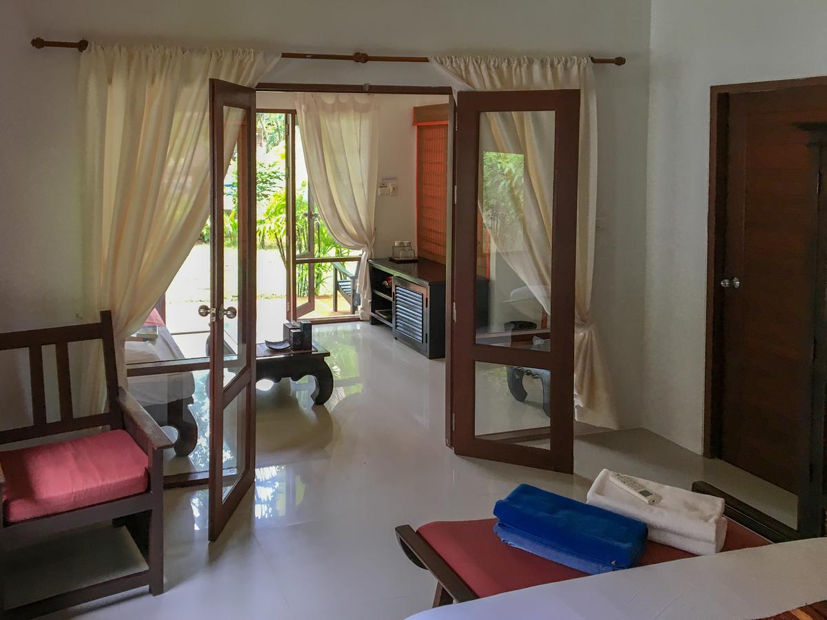Easy Time Resort Laem Sai Beach 외부 사진